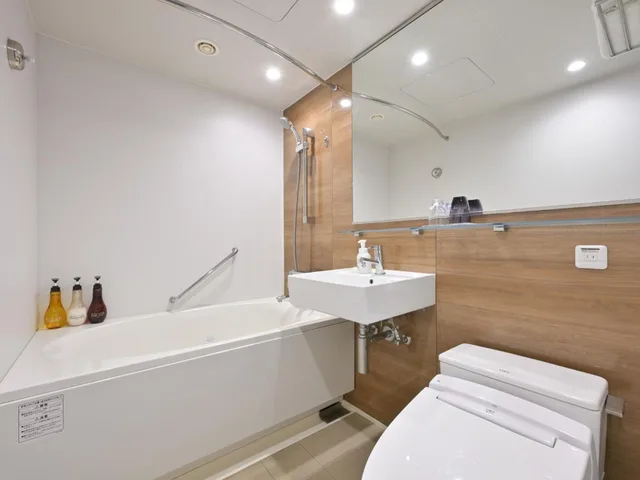 Room, Double or Twin Bed, TAKAMATSU KOKUSAI HOTEL 4/4
