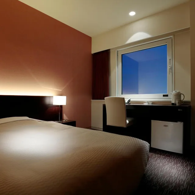 غرفة قياسية بسرير مزدوج للمدخنين، Candeo Hotels Kikuyo 1/10