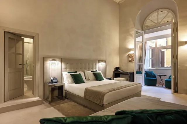 جناح جونيور بسرير كينج مع أريكة، Terrace Pantheon Relais 3/9