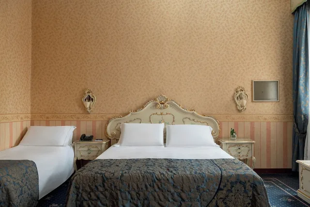 غرفة كلاسيكية ثلاثية بثلاثة أسرّة، Hotel Montecarlo 3/10