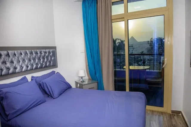 غرفة بانورامية بسريرين منفصلين بشرفة، Pyramids View Inn Bed And Breakfast 1/10