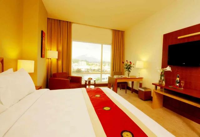 غرفة سوبيريور ديلوكس مزدوجة، SWISS-BELHOTEL MALEOSAN MANADO 1/10