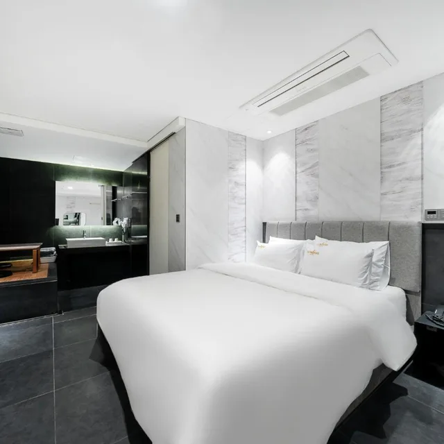 Superior, Single, King Bed, No Parking، Adlige Hotel 3/5