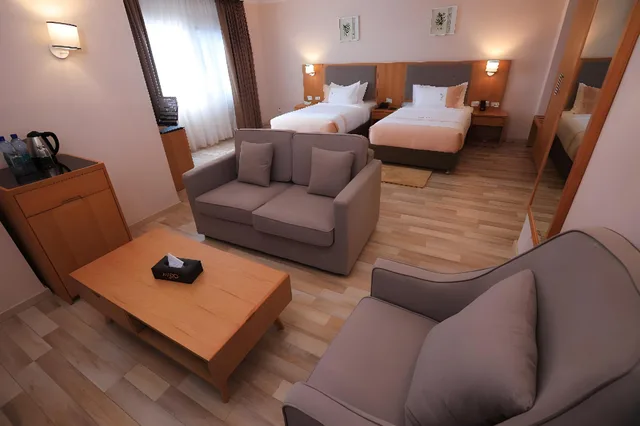 غرفة تنفيذية بسريرين مزدوجين، Mado Hotel 1/1