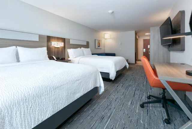 جناح بغرفتي نوم لذوي الإعاقة، Holiday Inn Express And Suites Minneapolis Sw Shakopee 1/4