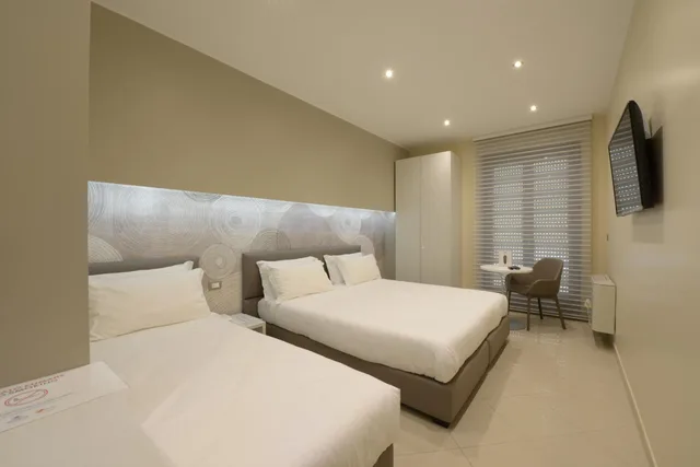 غرفة قياسية ثلاثية، Imperiali Hotel 7/7