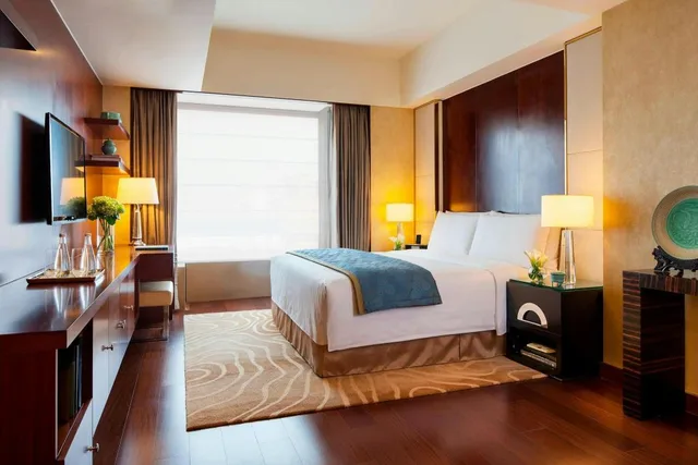 شقة عائلية بسريرين منفصلين وسرير كينج بغرفة نوم واحدة، The Imperial Mansion, Beijing Marriott Executive Apartments 1/7