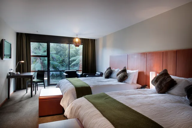 غرفة ديلوكس بسريرين منفصلين، Legacy Te Waonui Hotel Franz Josef 1/2