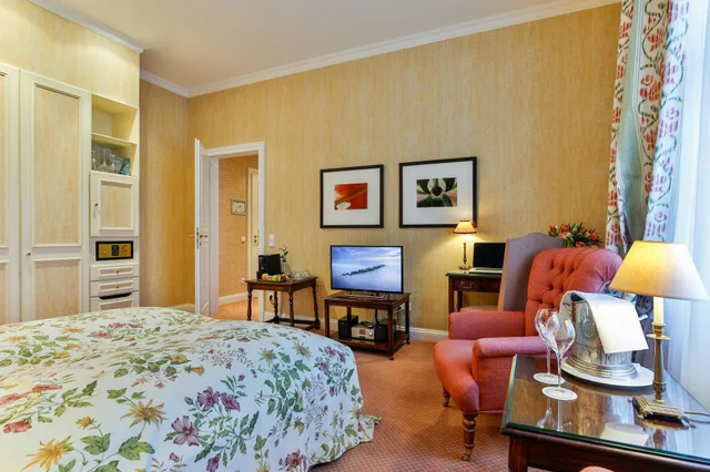 Superior, King Bed, Hotel Stadt Hamburg 2/3