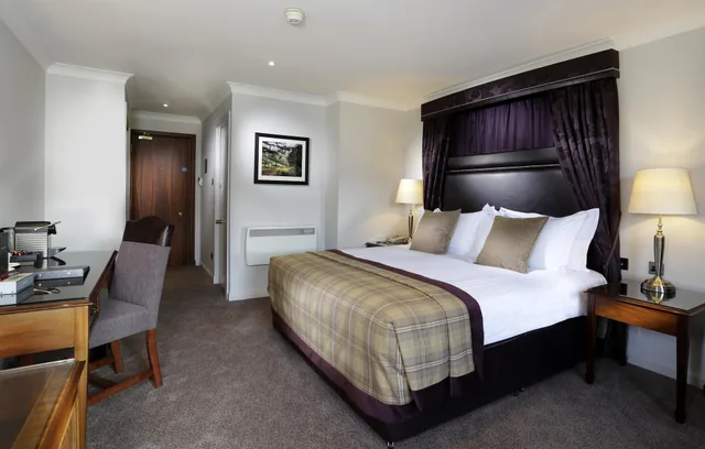Super, Deluxe, Double Bed, Macdonald Cardrona Hotel Golf Spa 2/3
