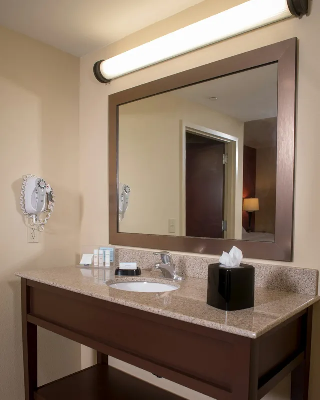 غرفة بسريرين كوين لذوي الإعاقة، Hampton Inn And Suites Woodstock 8/8