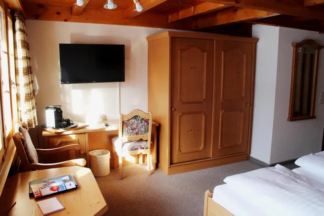 غرفة سوبيريور بسريرين منفصلين بشرفة، Hotel Alpenhof 5/10