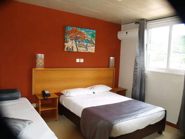 City, Twin Beds، Champ De Mars Hotel 3/10