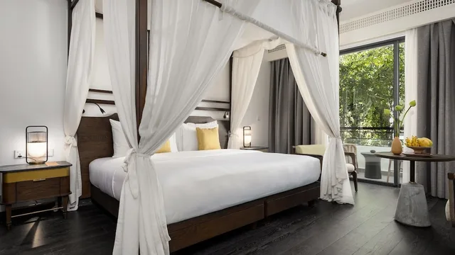 Superior, Deluxe, King Bed, Anjali by Syphon 5/6