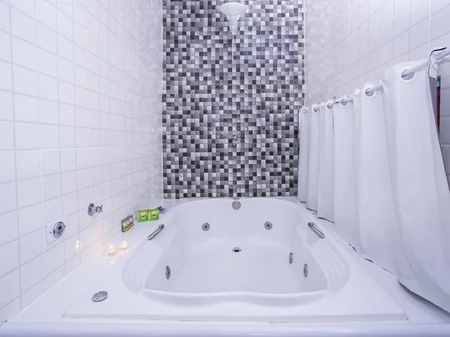 Super, Luxury, 1 Queen and 1 Single Bed, Hydromassage، Velinn Pousada Recanto Da Villa 7/7