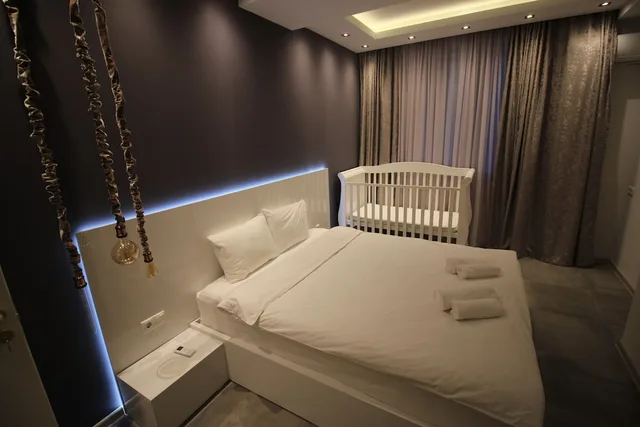 جناح سوبيريور بسريرين كوين بشرفة بـ4 غرف نوم مع أريكة، Maxela Apartments 2/7