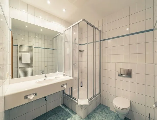 غرفة قياسية بسرير مزدوج في الملحق، Hotel Schloss Neustadt-Glewe 2/3