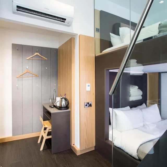 غرفة كلوب عائلية بسرير كوين، The Z Hotel City 3/3