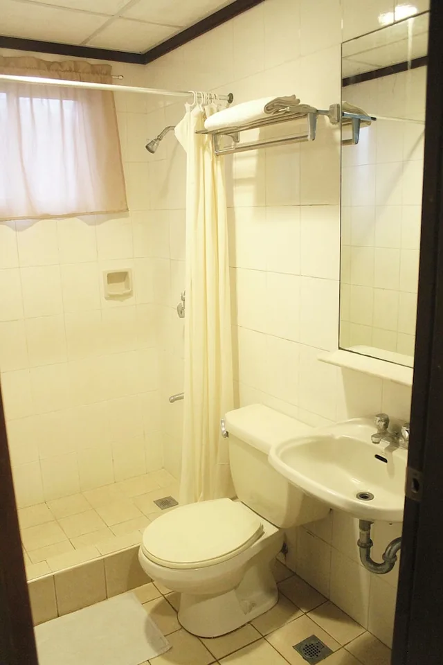 غرفة أساسية مفردة بسرير فردي، Humberto's Hotel 4/4