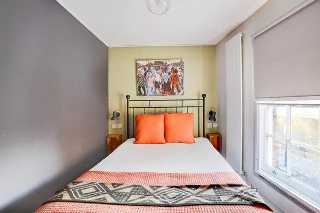 غرفة قياسية بسرير مزدوج بحمام خاص، Peckham Rooms Hotel by Belvilla 4/9