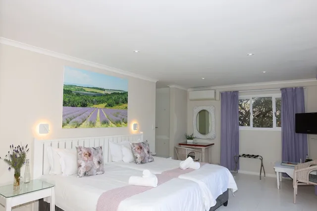 غرفة سوبيريور بسريرين منفصلين بإطلالة على الحديقة، Brenton Beach House 3/7