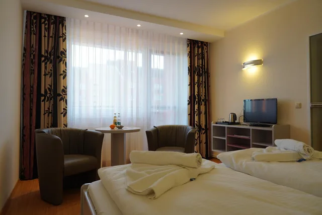غرفة سوبيريور بسرير مزدوج بشرفة، Kurhotel Zu Heringsdorf 2/8