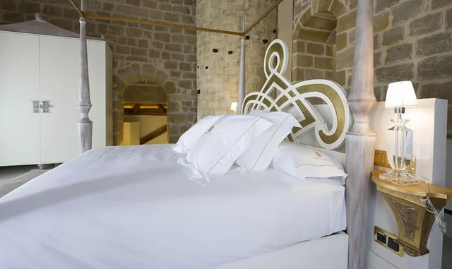 Presidential, Suite, King Bed, Palacio De Ubeda 2/2