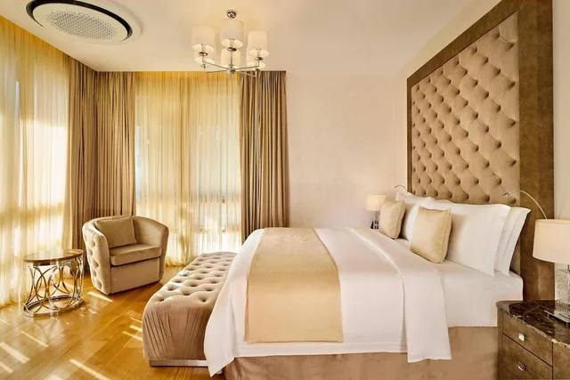 فيلا بسرير مزدوج بإطلالة على الحديقة بشرفة بغرفة نوم واحدة، Parklane a Luxury Collection Resort and Spa Limassol 2/5