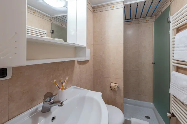 Mozart, Suite, 2 Queen Beds، Milan Royal Suites Magenta Luxury Apartments 5/5