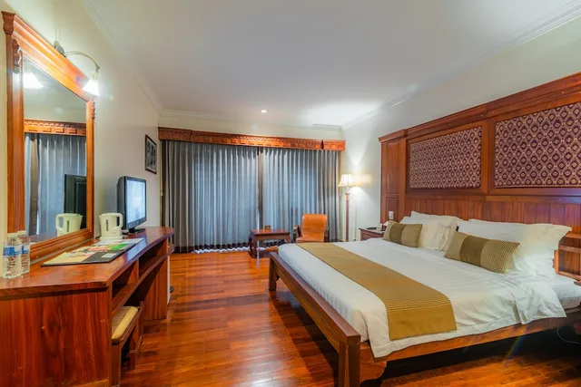 غرفة سوبيريور عائلية بسرير مزدوج وسريرين منفصلين بإطلالة على المدينة، Empress Residence Resort And Spa 5/10