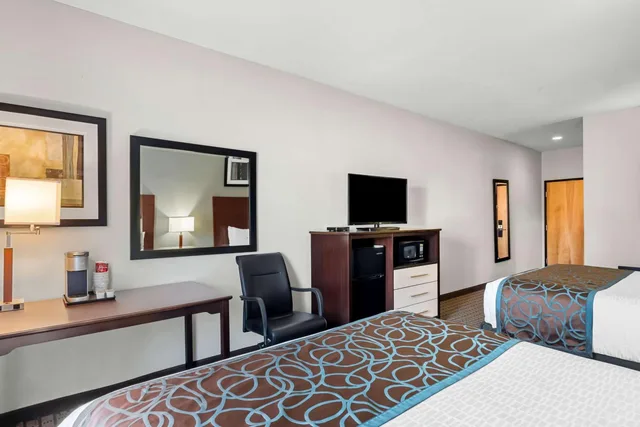 غرفة بسريرين كوين لذوي الإعاقة، Best Western Plus Magee Inn & Suites 4/5