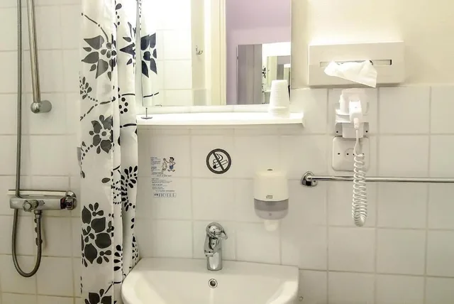 Room, Single, Single Bed, Sofa, Hotel Solleftea 1/1