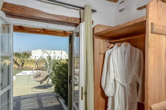 Villa, Queen Bed, Outdoor Jetted Tub, 2 Sofa, Private Pool، Naxos Finest Hotel Villas 4/6