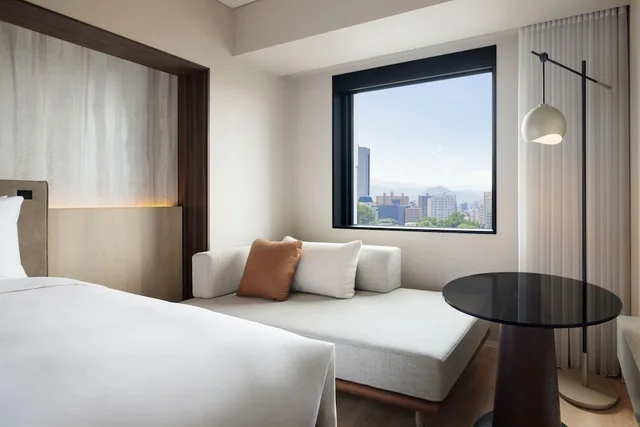 غرفة بسرير مزدوج، Courtyard By Marriott Sapporo 2/3