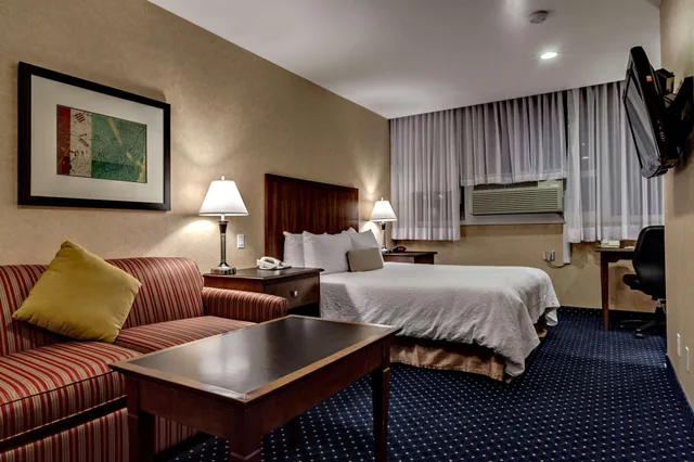 Room, Queen Bed, Accessible, Best Western Plus Suites Downtown 3/8