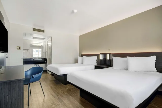 غرفة ديلوكس بسريرين كوين، Motel6 Lompoc, CA 4/10