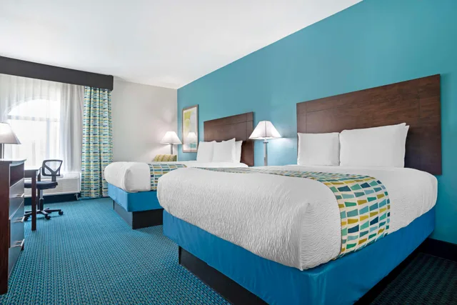 غرفة رباعية، Best Western Plus Blue Angel Inn 1/3