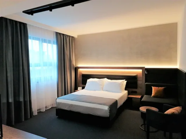 غرفة كومفورت بسرير كوين، Aristos Hotel Zagreb 4/7