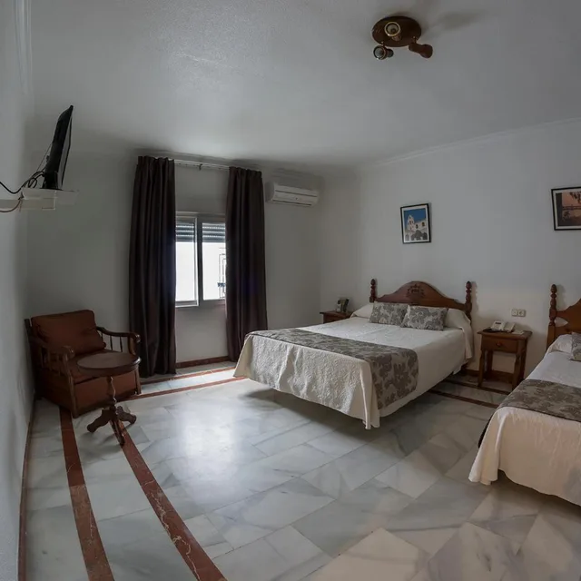 Room, Triple, Hotel La Pinta 1/4