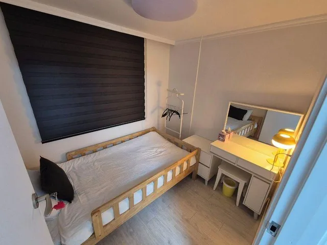 Private, Female Only, Shared Bathroom، Riverside Guest House 1/1