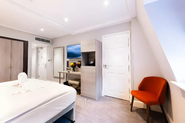 غرفة تنفيذية بسرير فردي، Byron Hotel 1/1