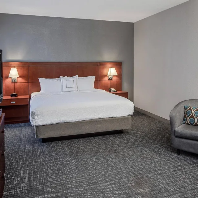 استوديو بسرير كينج بإطلالة على الفناء مع أريكة، Courtyard by Marriott San Antonio SeaWorld - Westover Hills 1/6