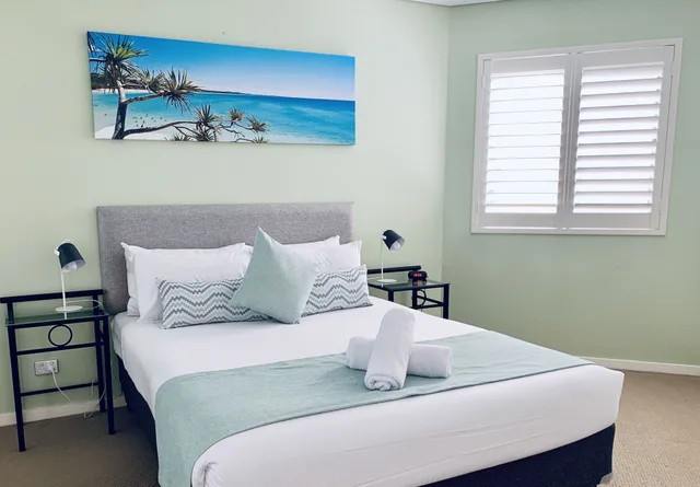 3 Bedrooms, Resort, Apartment, 2 Queen and Twin Beds, Ocean View, Ocean Views Resort 1/5