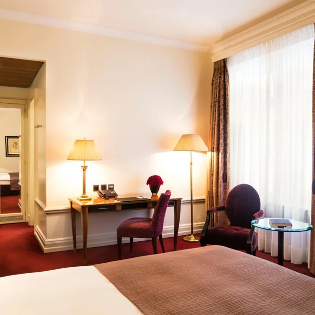Standard, Single, Bellevue Palace 8/10
