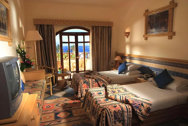 غرفة مفردة بإطلالة على البحر، Tropitel Dahab Oasis 2/2