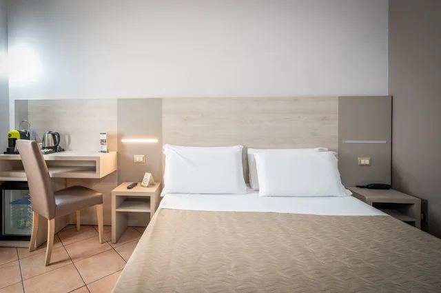 غرفة كومفورت مفردة بسرير مزدوج، Hotel Miramonti 5/8