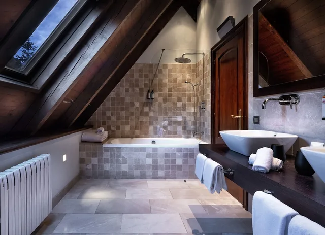 جناح بسرير كينج مع أريكة، Hotel de Tredos Baqueira Affiliated by Melia 7/7