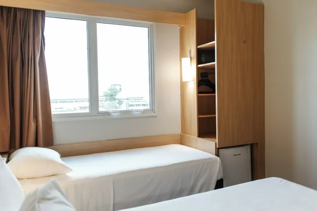 Superior, 1 Double and 1 Single Bed, Sao Jose Hotel 3/8