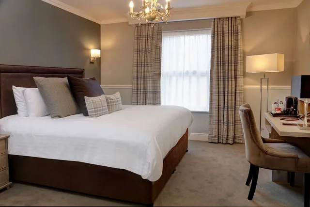 غرفة ديلوكس بسرير مزدوج، Best Western Plus Kenwick Park Hotel 1/3