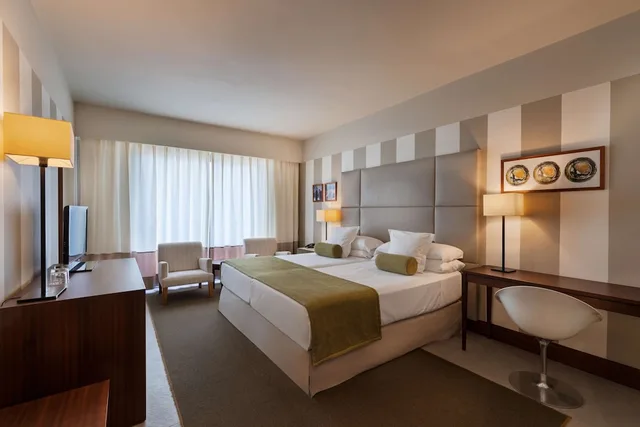 غرفة قياسية بفراش فوتون وسريرين منفصلين، Precise Resort el Rompido the Hotel Formerly el Rompido Golf 2/7